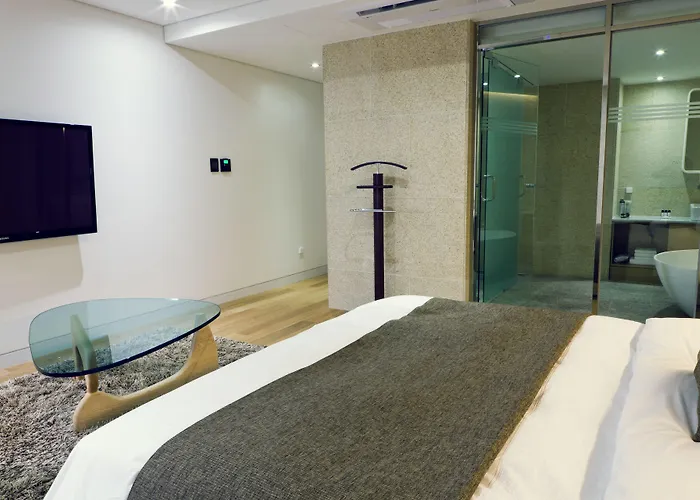 Hotel Amare