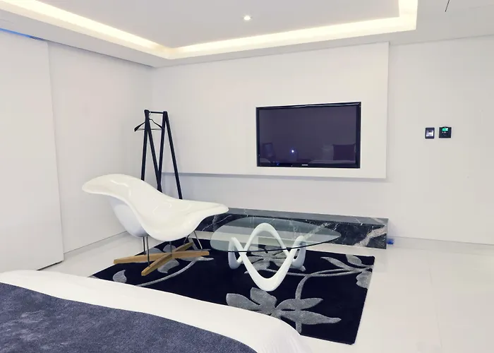 Amare Hotel