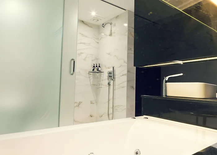Amare Hotel